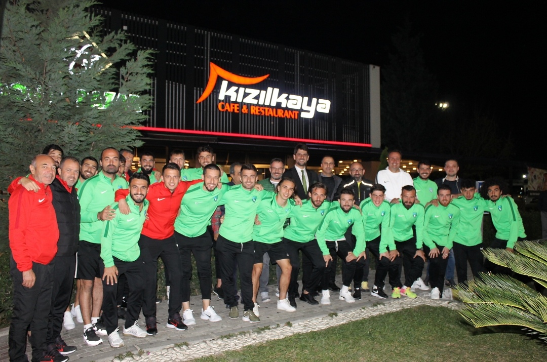 Kızılkaya Restaurant'ta Kocaelispor'umuza moral yemeği !