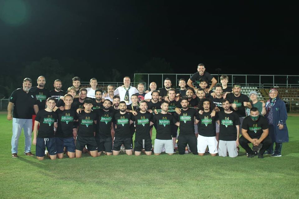 ŞAMPİYON KOCAELİSPOR!